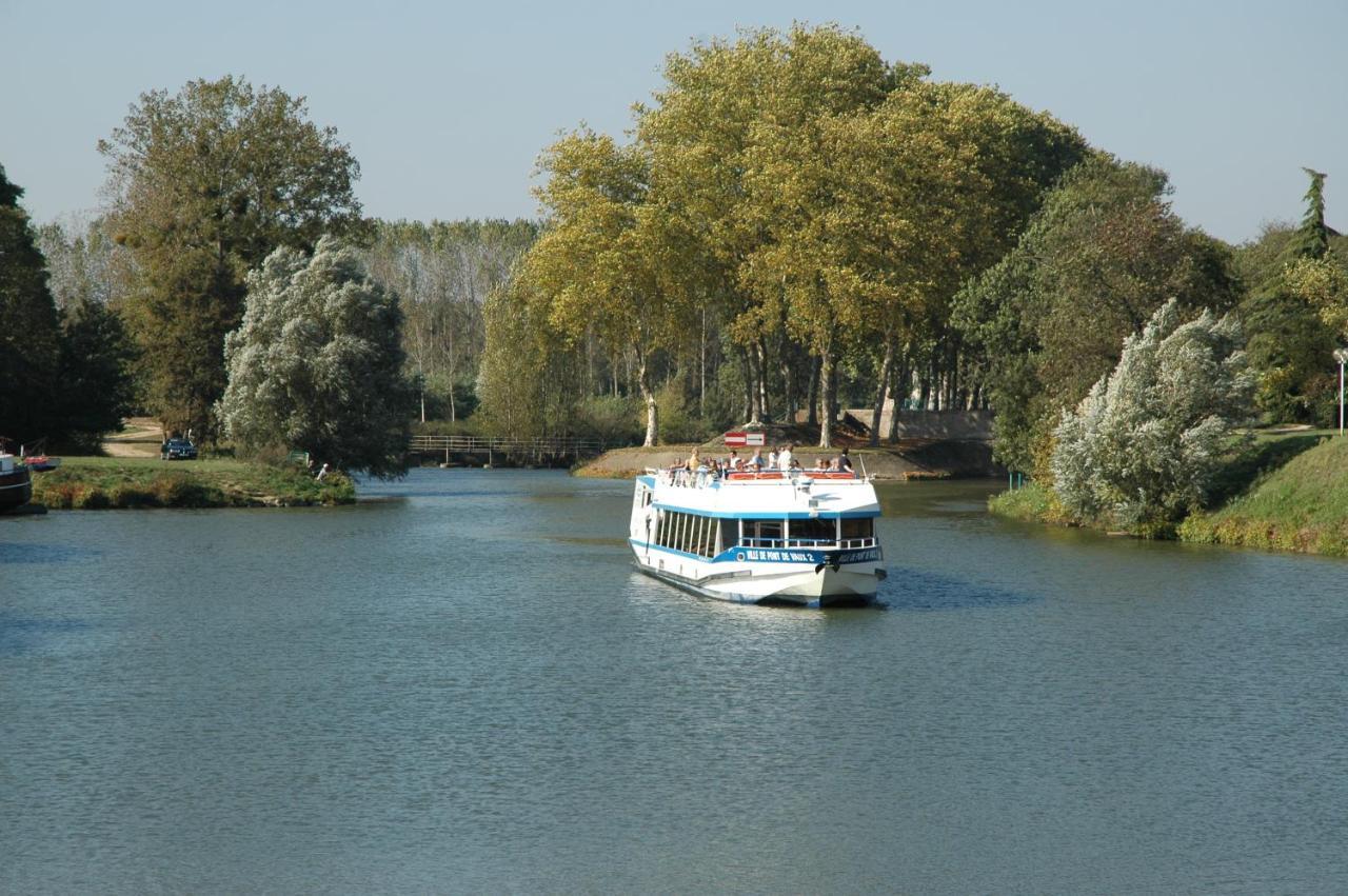 Onlycamp Camping Le Champ D'Ete Reyssouze Dış mekan fotoğraf