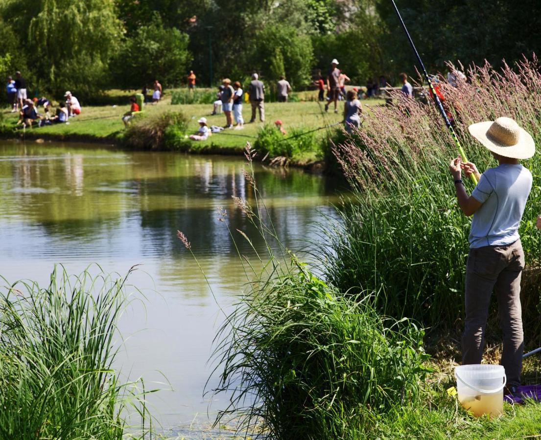 Onlycamp Camping Le Champ D'Ete Reyssouze Dış mekan fotoğraf
