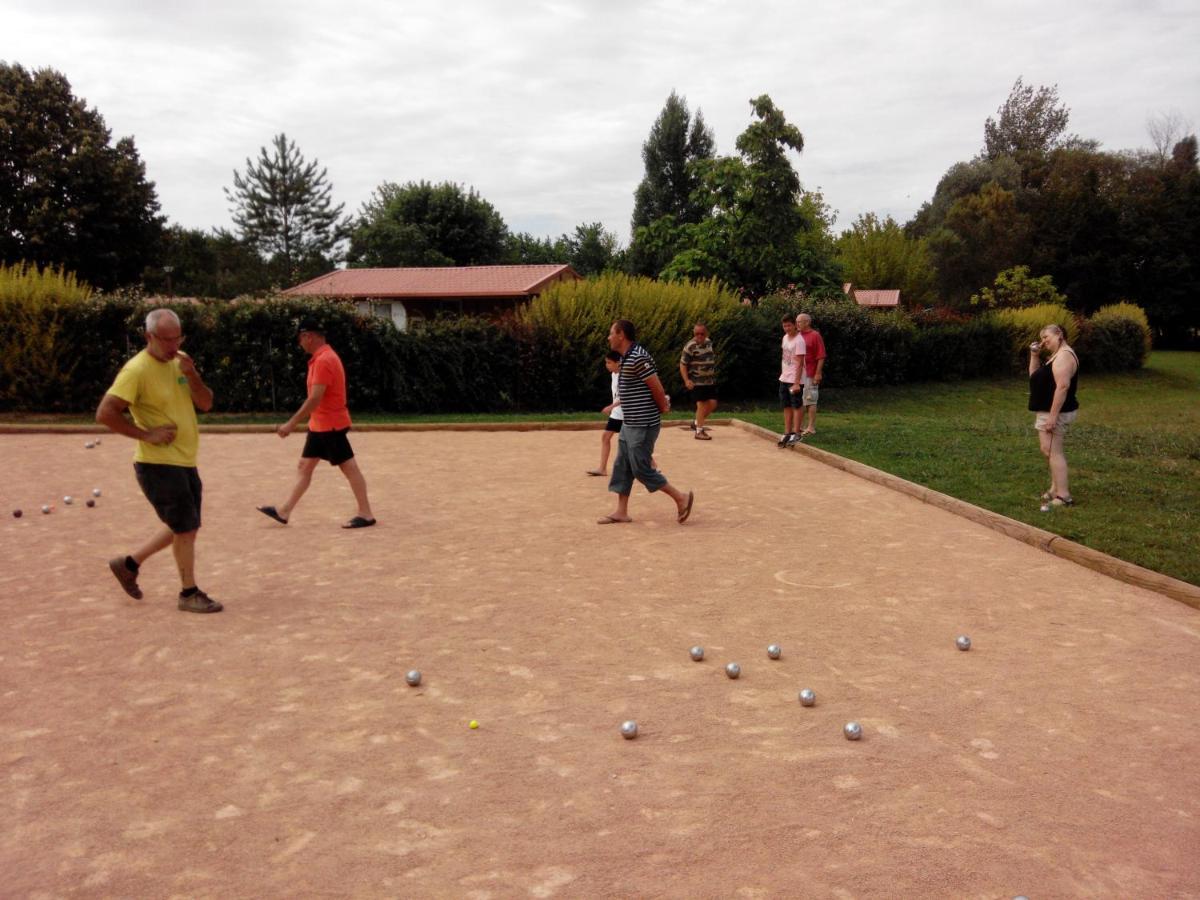 Onlycamp Camping Le Champ D'Ete Reyssouze Dış mekan fotoğraf