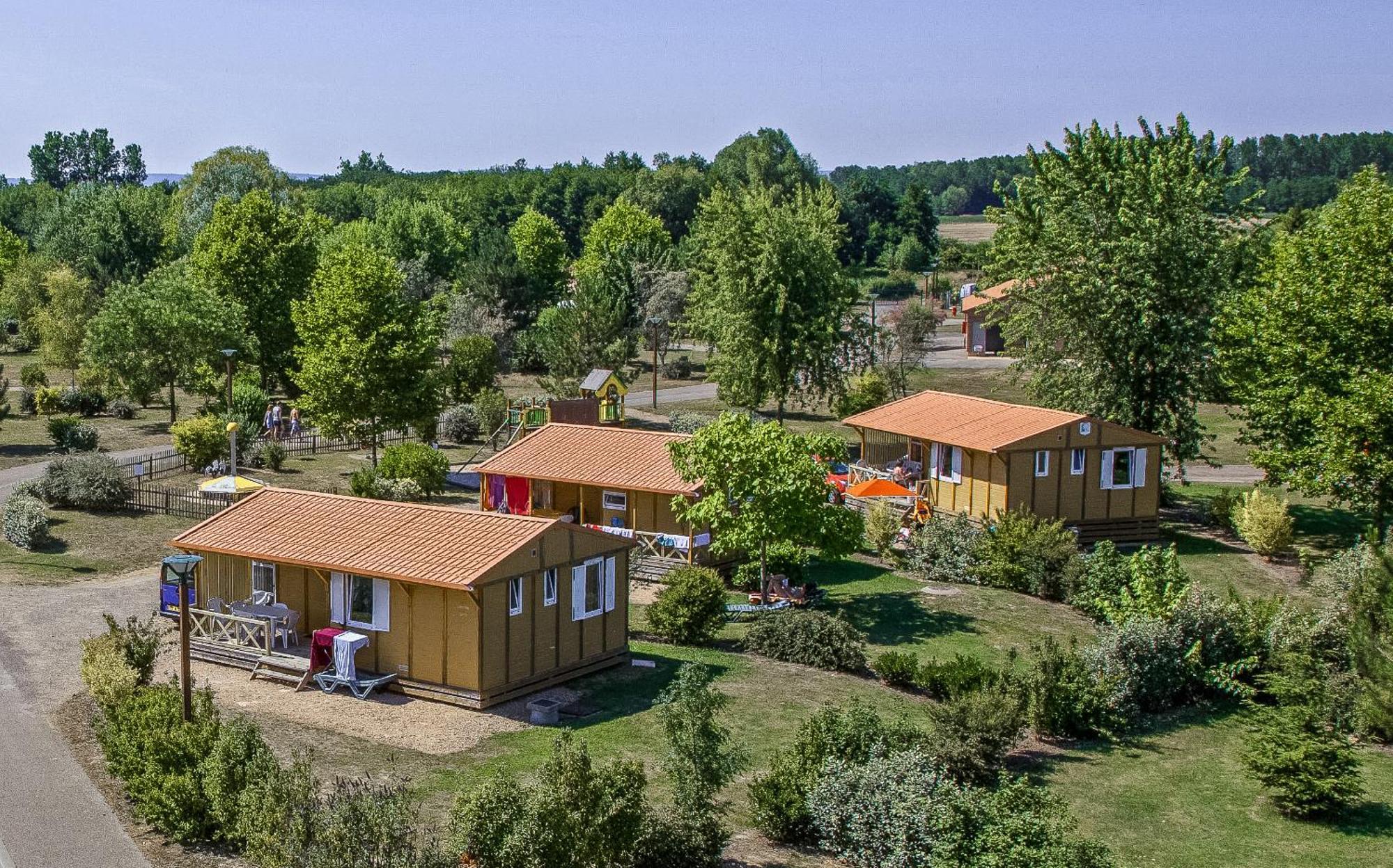 Onlycamp Camping Le Champ D'Ete Otel Reyssouze Dış mekan fotoğraf